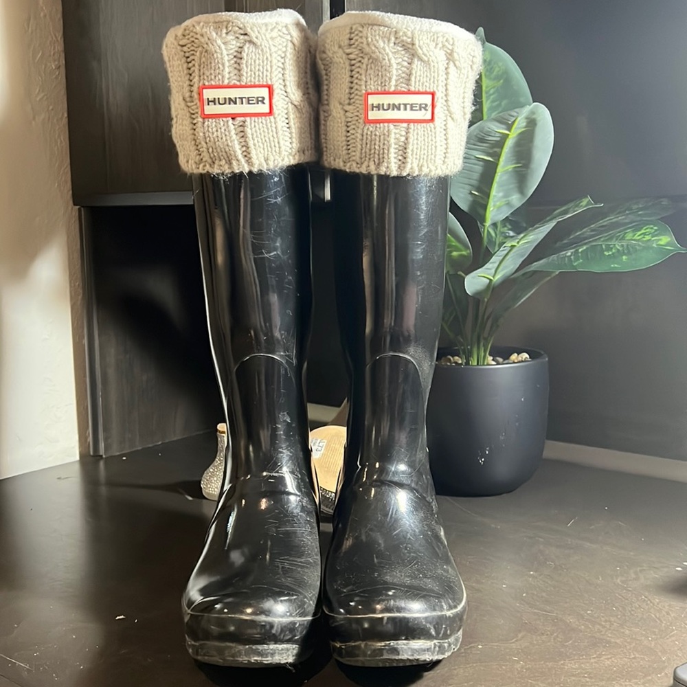 Hunter Rain Boots With Socks!